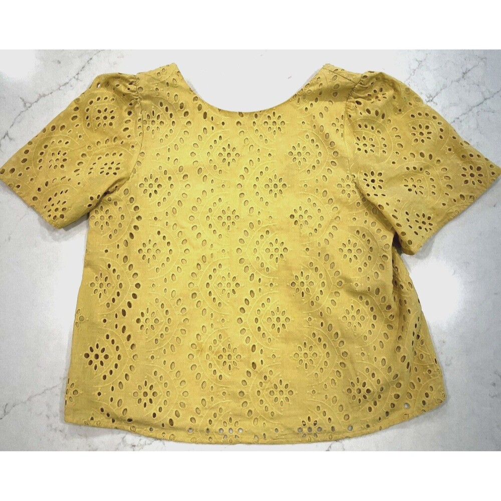 Banana Republic Womens M Golden Yellow Eyelet Top Blouse Short Sleeve Reversible